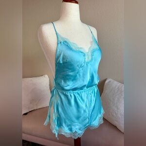 Victoria's Secret Side-Tie Romper Teddy Aqua Blue Satin Lace Trim Sz M Babydoll